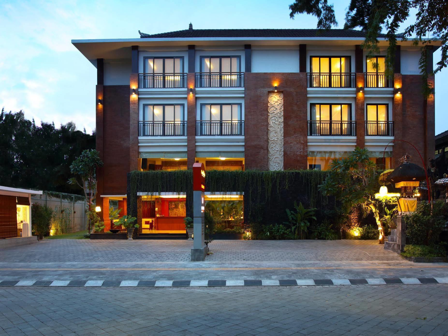Grand Mirah Boutique Hotel Denpasar  Exterior photo